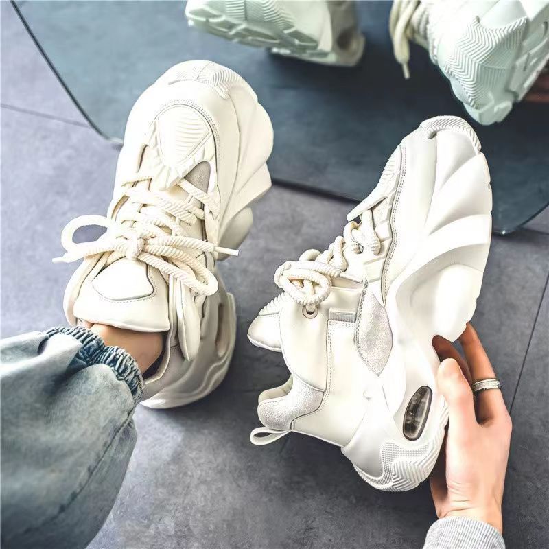 Casual Sneakers Designer Style - огляд і ціна Men'S Shoes Hey Dude