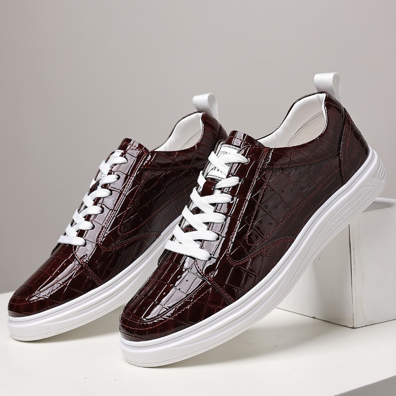 Classic Male Low Top Skate Sho - огляд і ціна Men'S Shoes Hey Dude